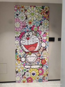 哆啦A梦洞洞板入户玄关门口墙上置物架实木展示架收纳洞洞板定制