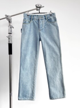 【现货】基础款B/V风经典绿标皮牌水洗冰蓝直筒修身休闲牛仔裤