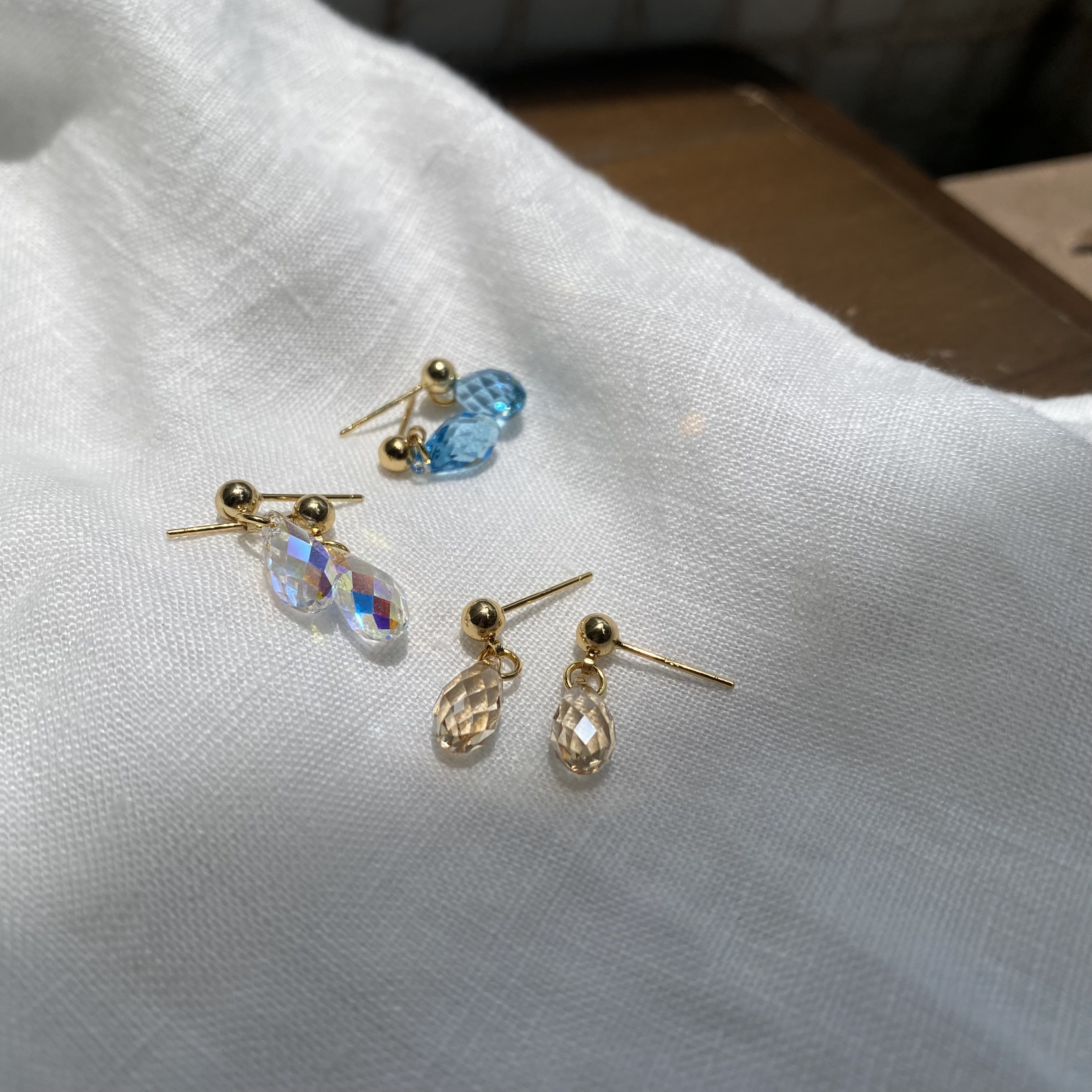 三月春冬原创小众设计感蓝色水晶水滴耳环气质百搭高级感简约耳饰,饰品/流行首饰/时尚饰品新,耳钉,淘宝优惠券,粉丝福利购,淘宝优惠卷