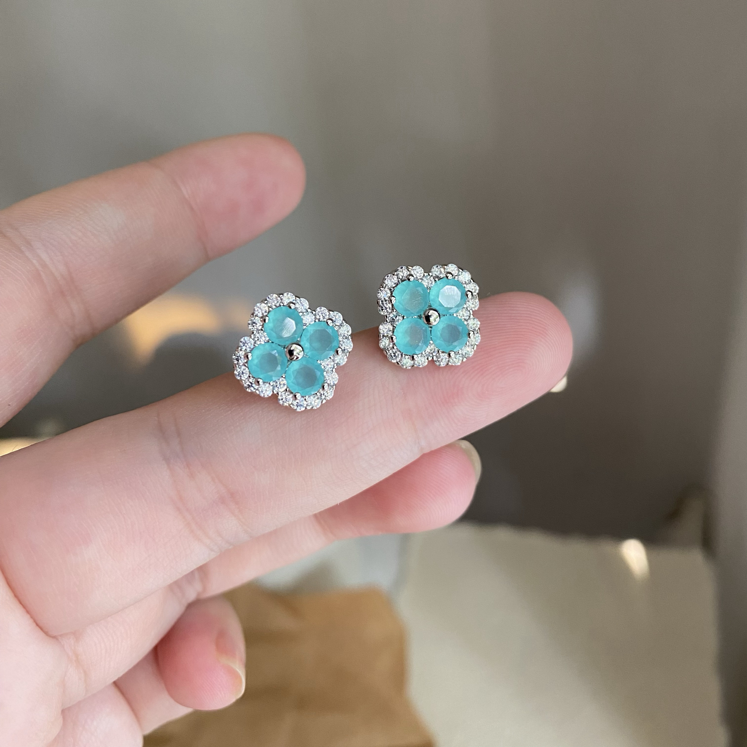 高级感百搭锆石耳环恰似你的温柔浮世清绿透透的仙气小花朵耳钉女