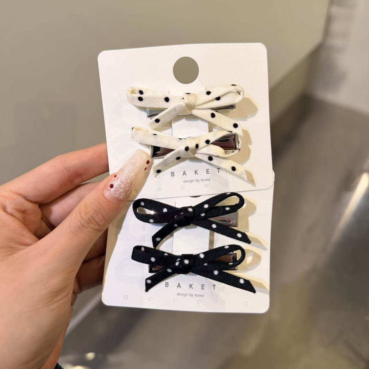 1.13韩国东大门baket发饰复古波点丝带蝴蝶结对夹边夹发夹,饰品/流行首饰/时尚饰品新,发饰,淘宝优惠券,粉丝福利购,淘宝优惠卷