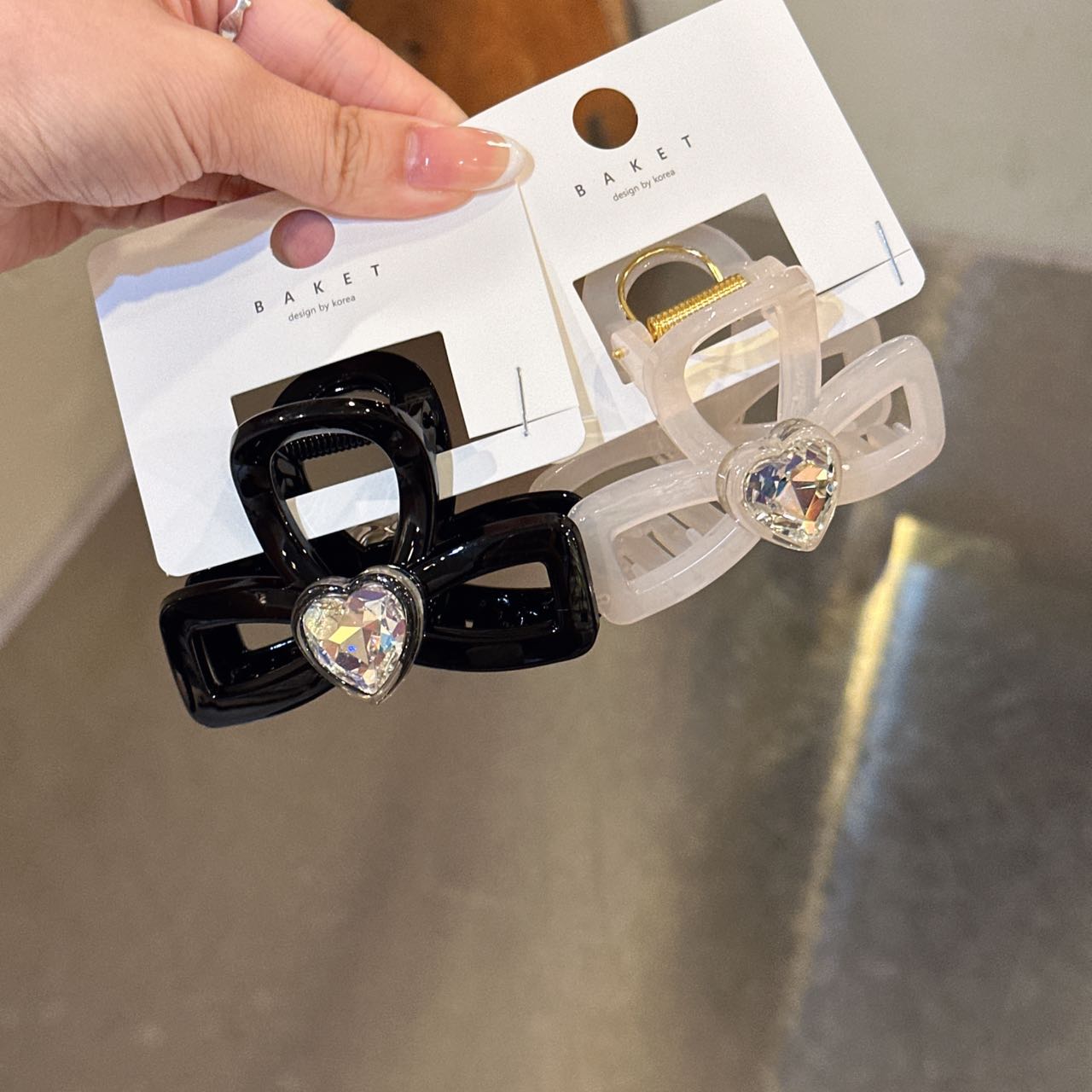 7.20韩国baket发饰水钻爱心蝴蝶结抓夹