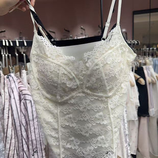 12.11韩国东大门victoria纯棉蕾丝纯色吊带固定胸垫内衣内搭