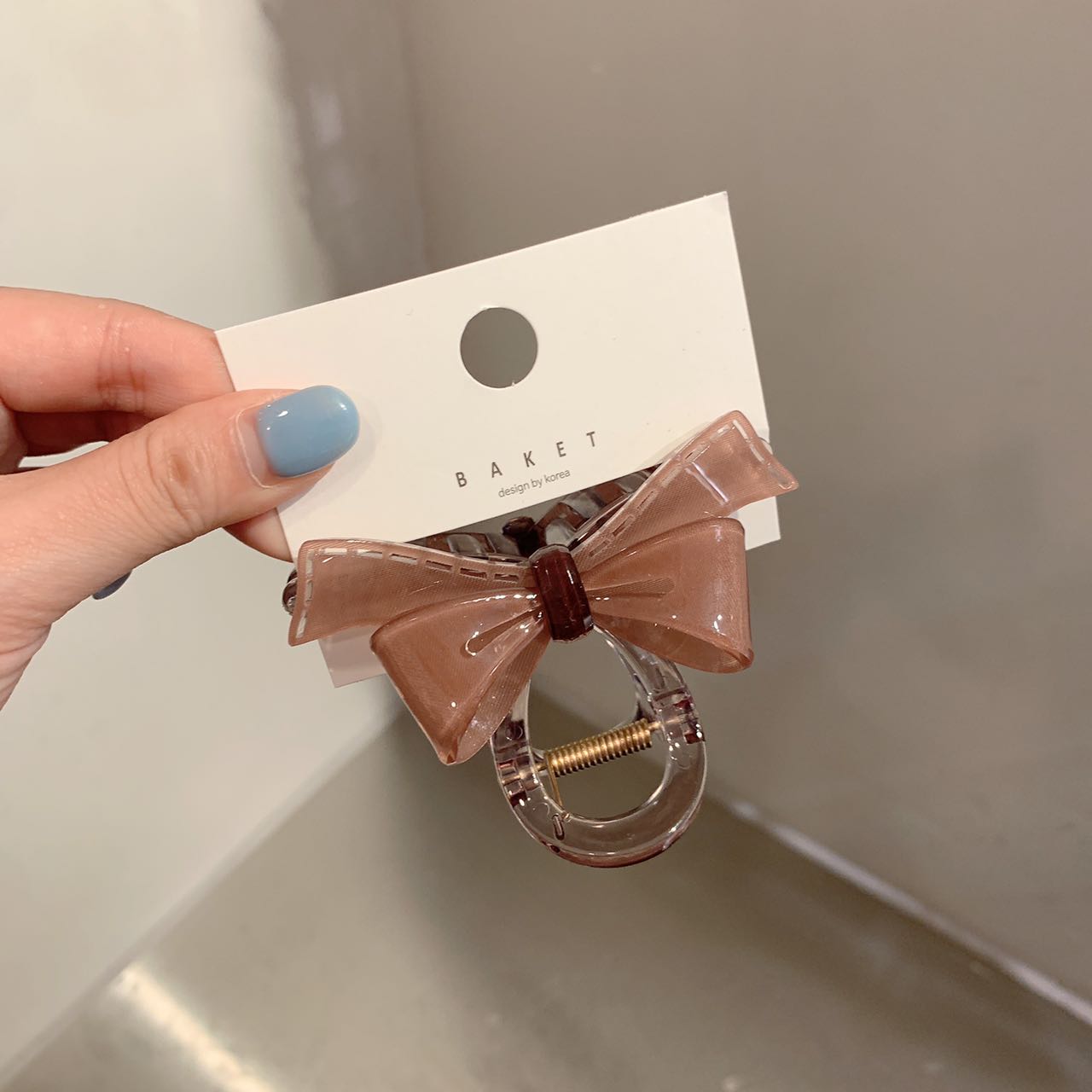 光泽感高级树脂简约蝴蝶结抓夹