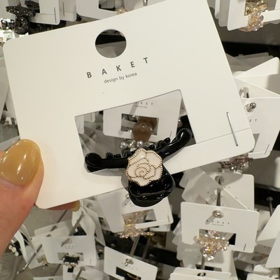 9.11韩国baket发饰简约小玫瑰刘海抓夹