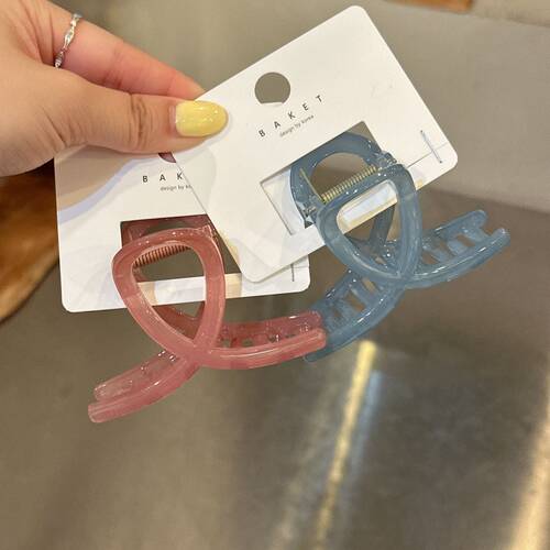 6.4韩国baket发饰甜美纯色交叉发抓夹气质简约百搭鲨鱼夹发夹