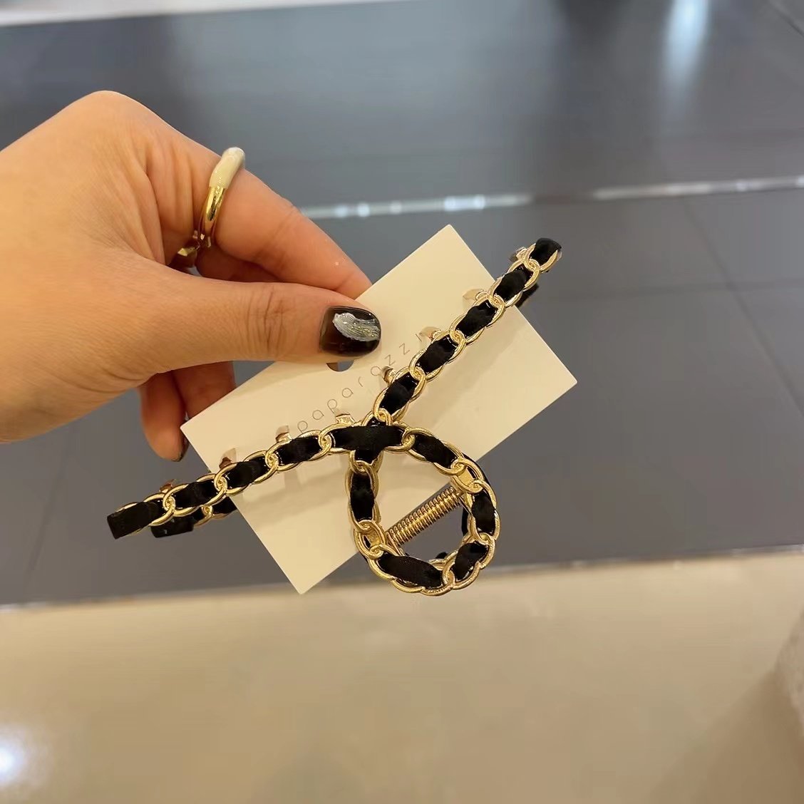 17直播韩国paparazzi金属链条抓夹