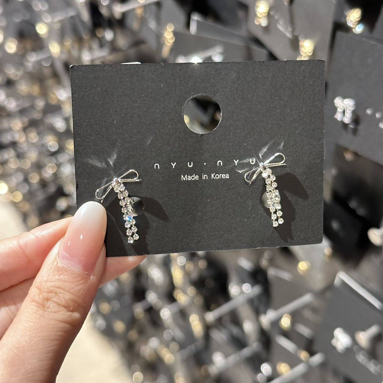 8.19韩国东大门nyunyu可精致水钻蝴蝶结耳夹耳饰