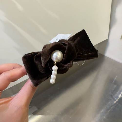 10.18韩国东大门baket发饰流苏珍珠玫瑰花朵丝绒香蕉夹