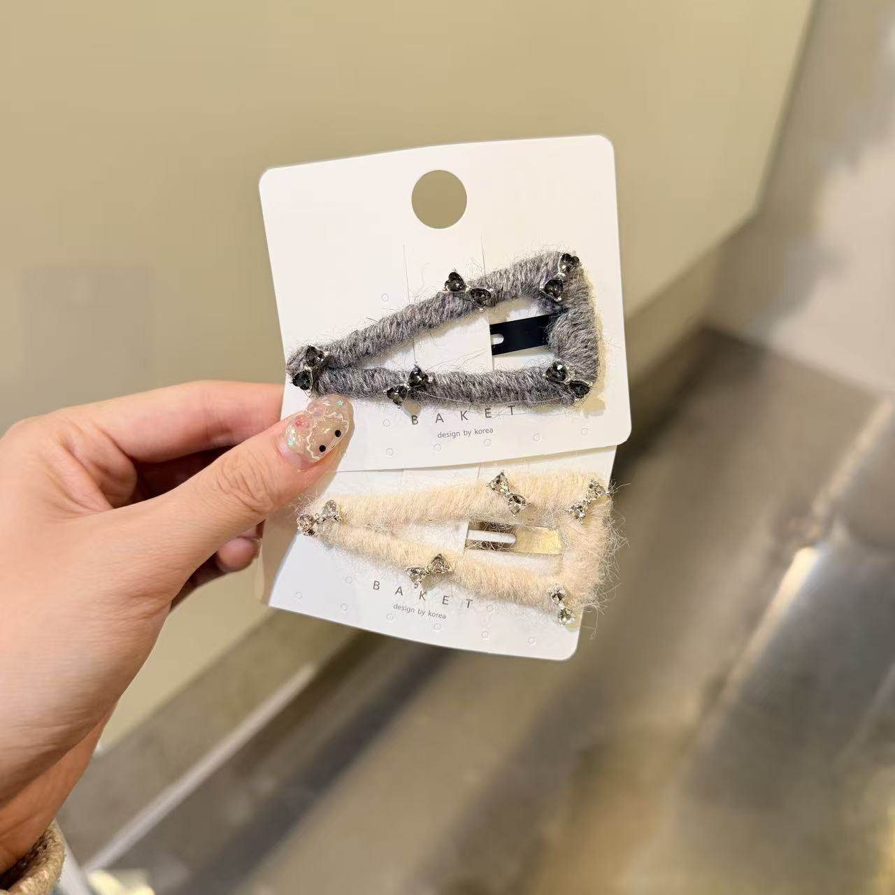 12.6韩国东大门baket发饰水钻蝴蝶结甜美三角BB夹,饰品/流行首饰/时尚饰品新,发饰,淘宝优惠券,粉丝福利购,淘宝优惠卷