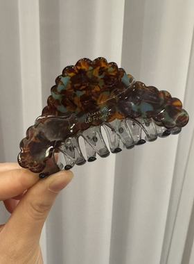 11.30韩国东大门Trois de LEI复古印花法造三角抓夹