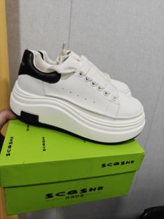 小白鞋 四季 厚底韩版 爆款 经典 春款 阿甘板鞋 透气时尚 女鞋 德训面包鞋