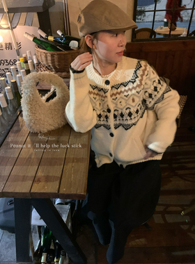 peanut花生家-暖哄哄费尔岛拼色外套复古加厚保暖毛衣1258