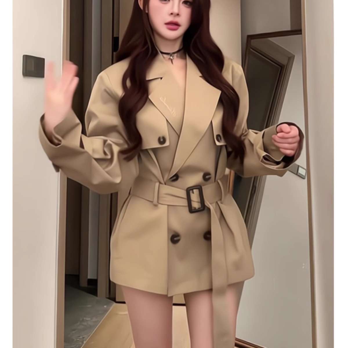 法式卡其色短款风衣外套女秋季小个子收腰显瘦感气质御姐休闲上衣
