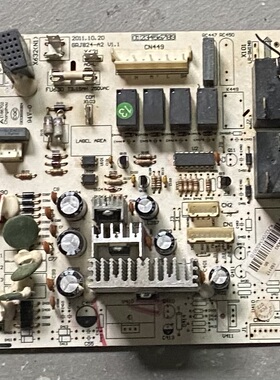适用格力柜机空调内机主板30138904电脑主板M8242G控制板GRJ3Z-A9