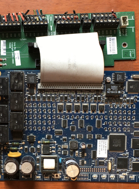特灵空调MP581楼宇控制模块ICS-1365-1115/6400-2580-01/MP503