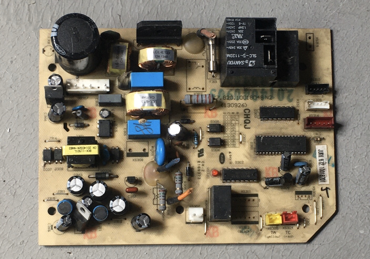 惠而浦空调IVH-240WV2A/G 内主板 电脑板JUK6.672.10018701