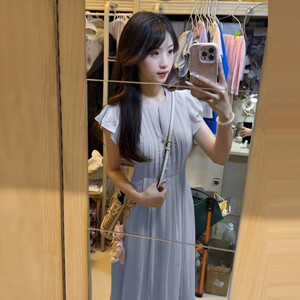 法式小飞袖连衣裙子女夏季2025年新款设计感独特漂亮绝美长裙