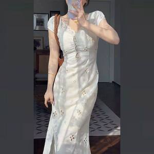 财阀千金女装千金清冷感贵系连衣裙子女2026夏新款高级感长裙