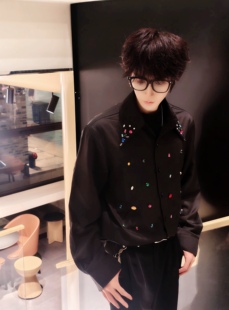 潮流轻奢长袖 新款 时尚 男个性 衬衣 设计重工镶钻彩色宝石高级感衬衫