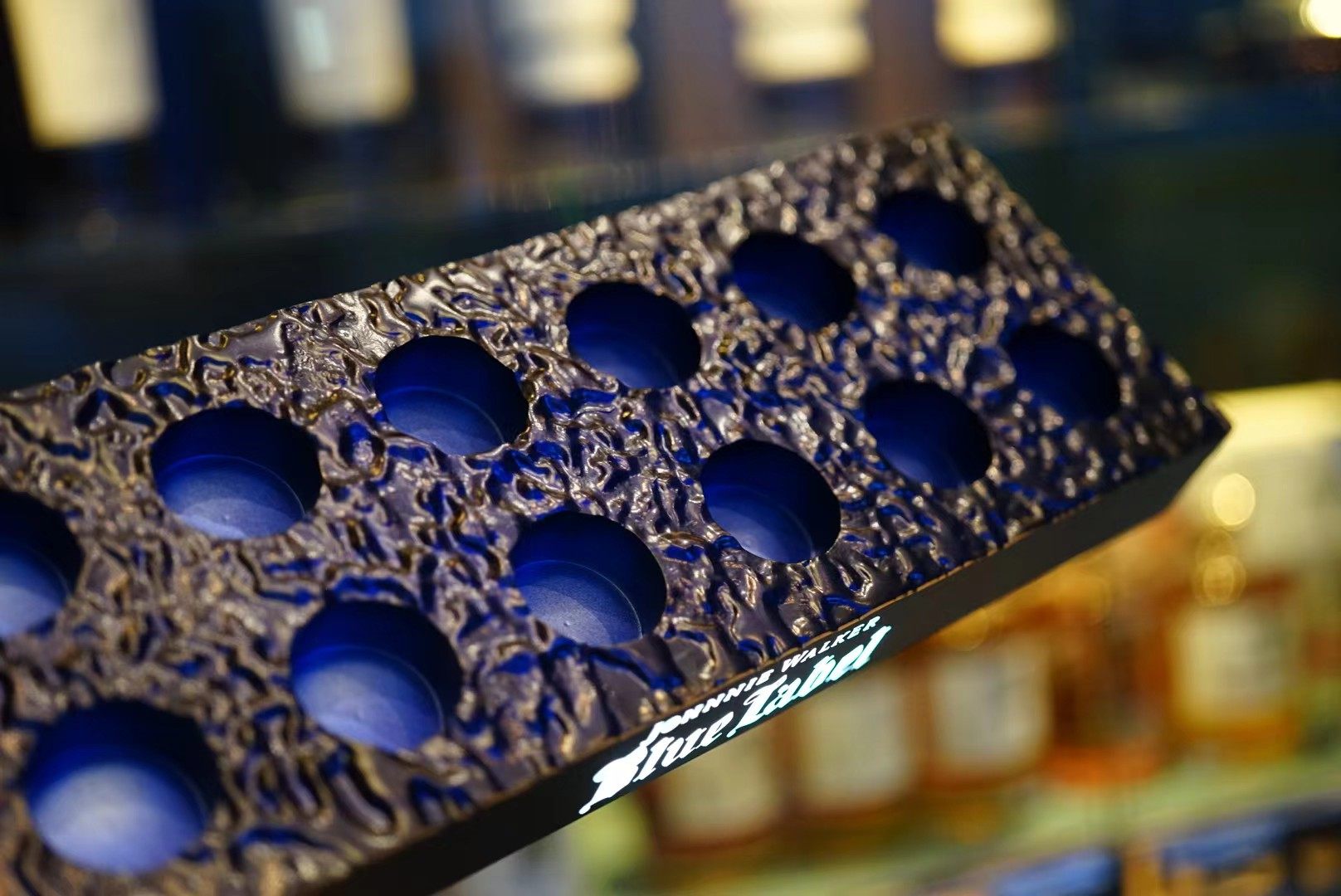 【国行包邮}】john walker尊尼获加蓝牌子弹杯发光杯托12只装限定