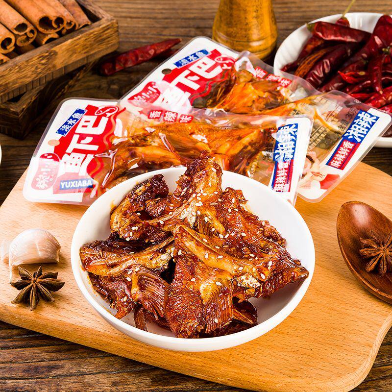 爆款湖南特产香辣鱼下巴休闲零食新款鱼嘴巴好吃开袋即食熟食正宗