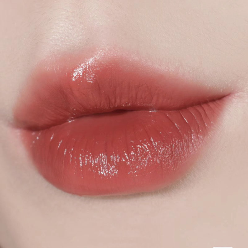 奶茶棕滋润口红2026流行红调豆沙淡色系素颜显白平价新年提升气色