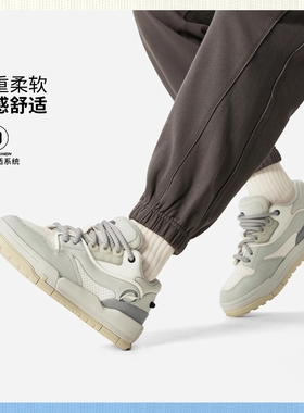 李宁001 BTC MEGA男子舒适软弹经典休闲鞋2025冬季板鞋AGCV383