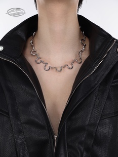 ARGUE AE小众不规则弹簧设计感项链简约百搭中性冷淡风锁骨链男女