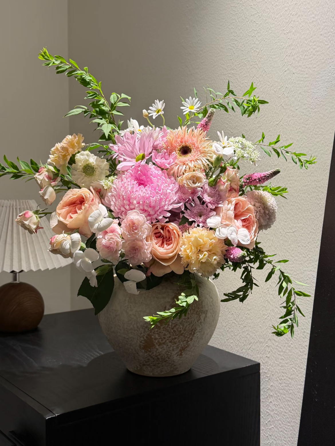 奶油蜜桃粉韩式花束家庭插花懒人插花