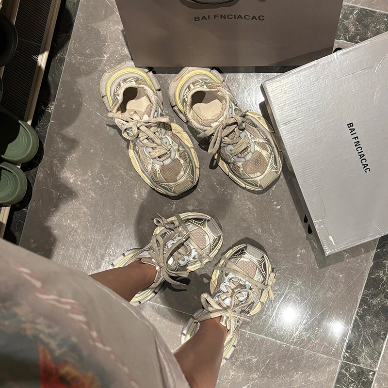 莆田高端做旧巴黎3XL老爹鞋女款