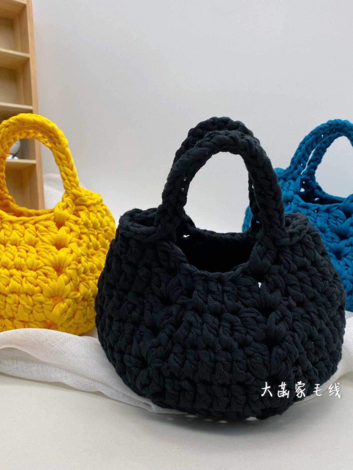 FLAT BELT YARN WEAVING EXQUISITE CLUTCH BAG NOVICE HANDMADE DIY CROCHET KNITTING SMALL BAG MATERIAL PACKAGE