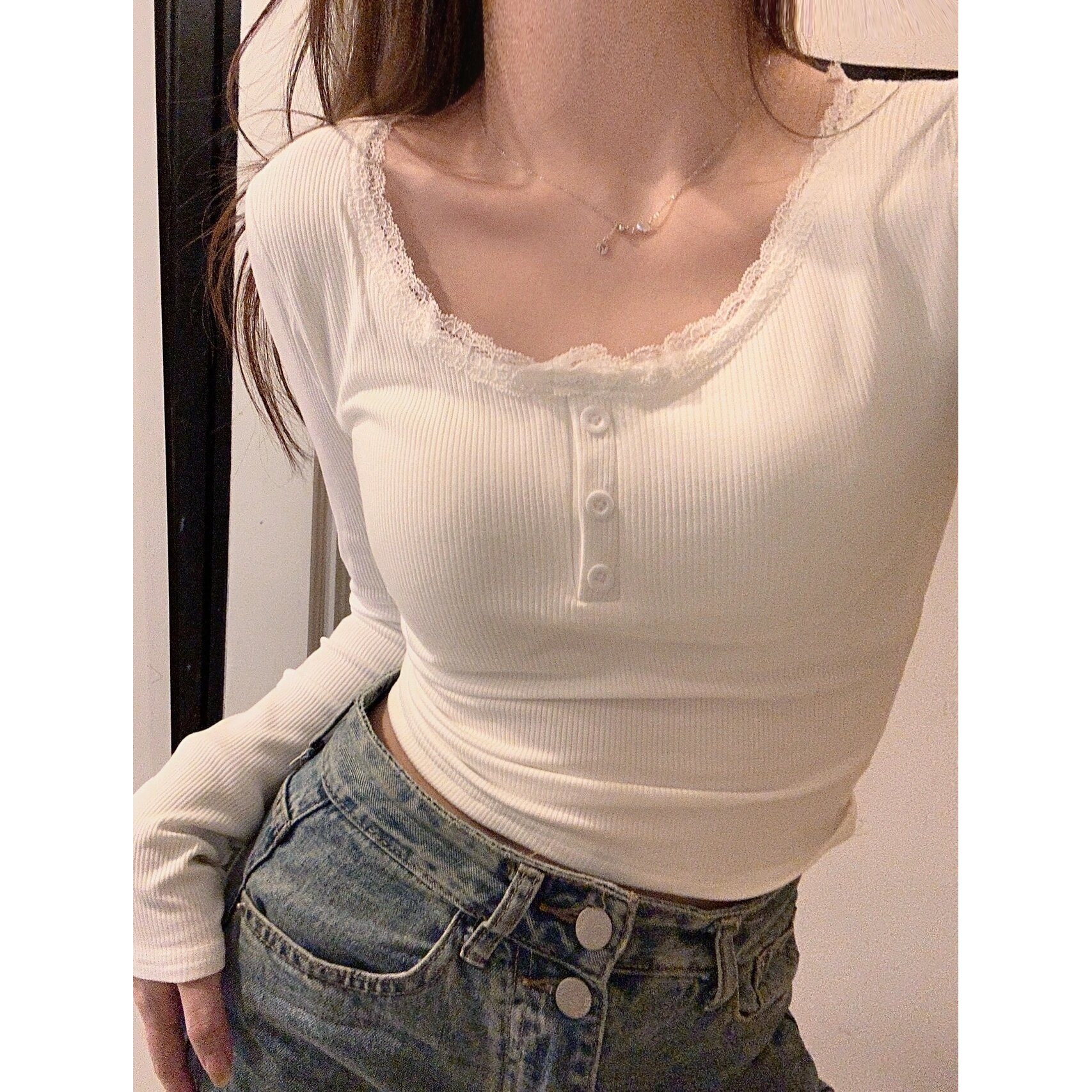 秋冬新款蕾丝花边U领T恤纯欲风设计感修身显瘦内搭打底衫辣妹上衣