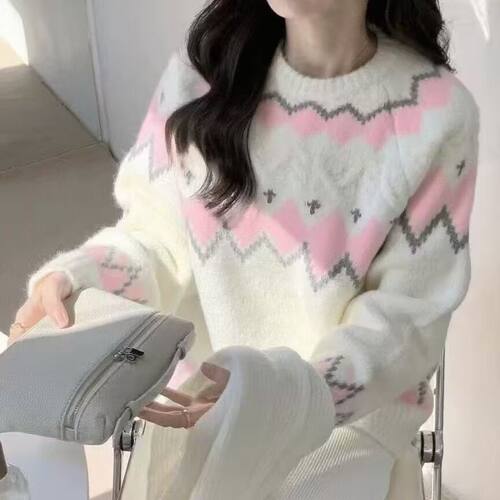 奶系软糯慵懒风提花费尔岛毛衣
