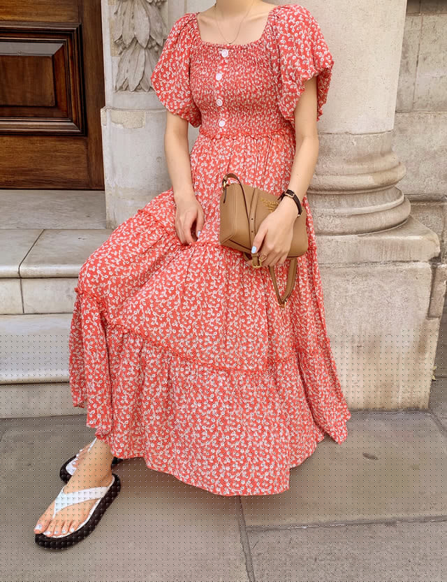 Vintage square neck bubble sleeve dress