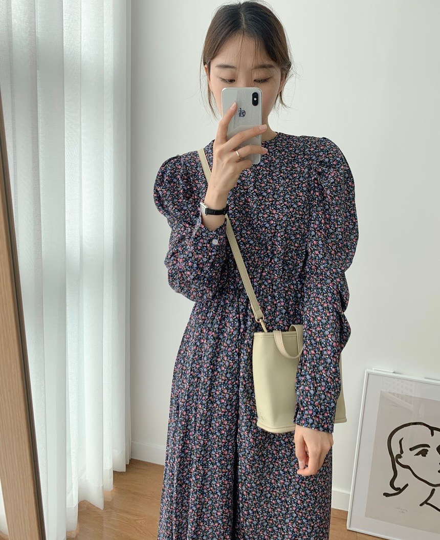 Round neck floral bubble sleeve dress