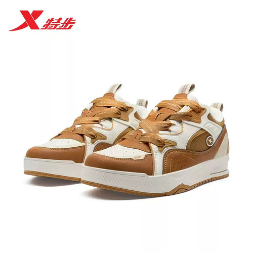 特步驭桀PLUS板鞋2025春季新品男鞋百搭舒适休闲鞋975119310044