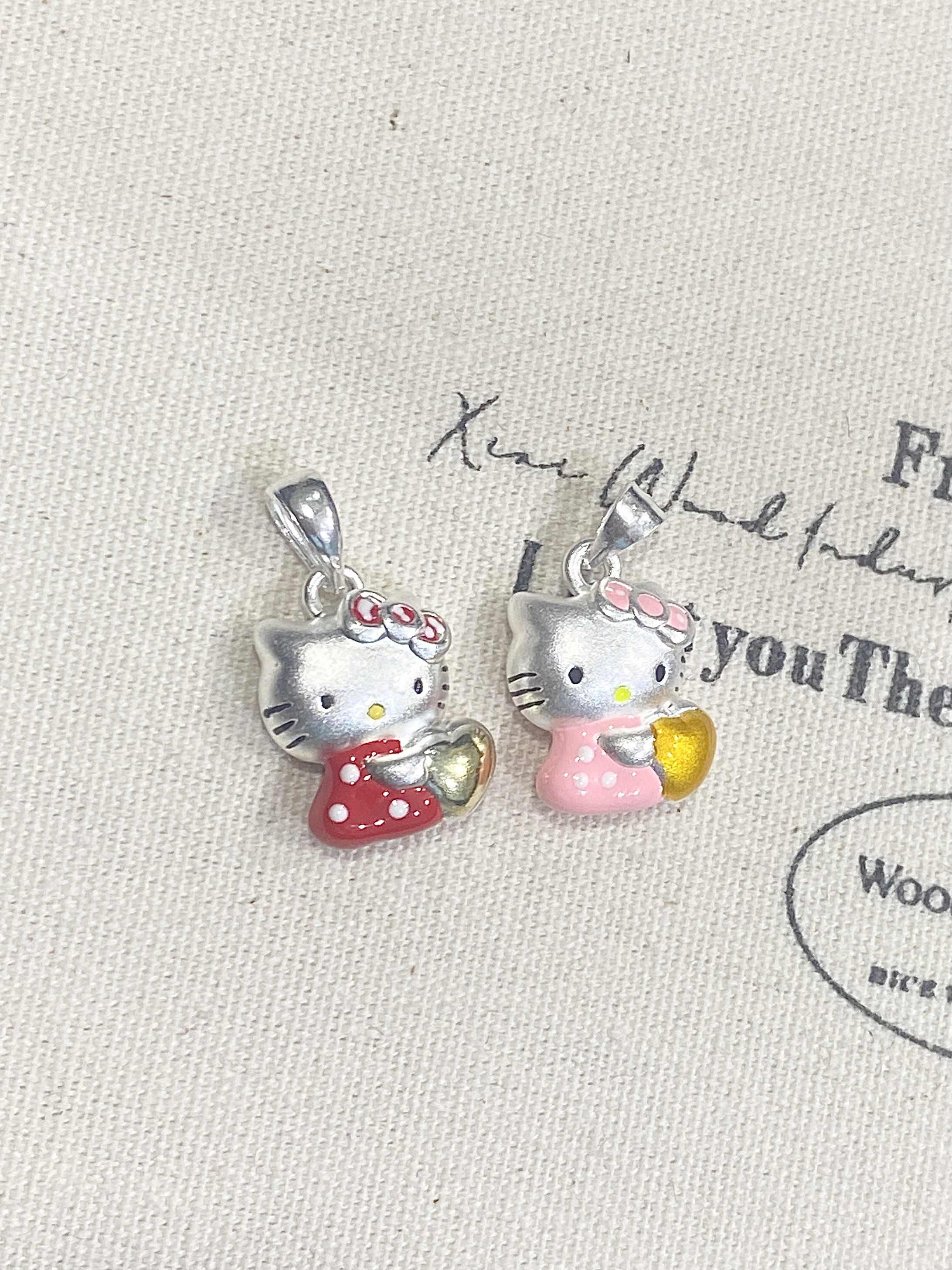 足银999纯银HelloKitty吊坠爱心项链情人节礼物日韩时尚银饰品