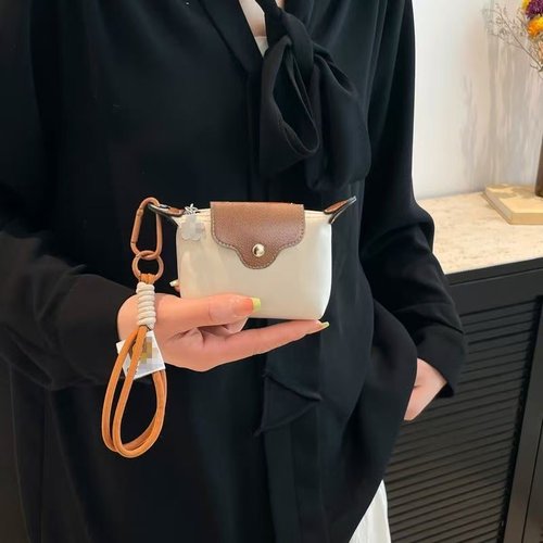 新款韩版小众设计轻便迷你ins风尼龙饺子包小钱包口红耳机收纳包