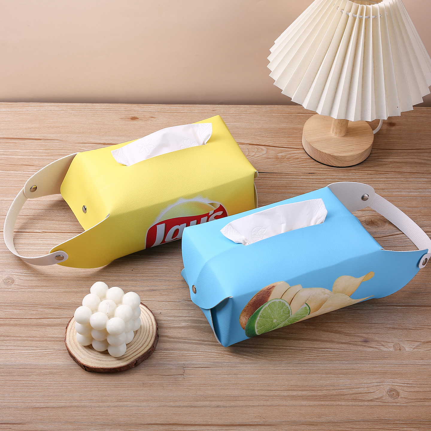 创意车载纸巾盒抖音潮流搞怪爆款抽纸盒车用挂式防水皮纸巾套挂袋