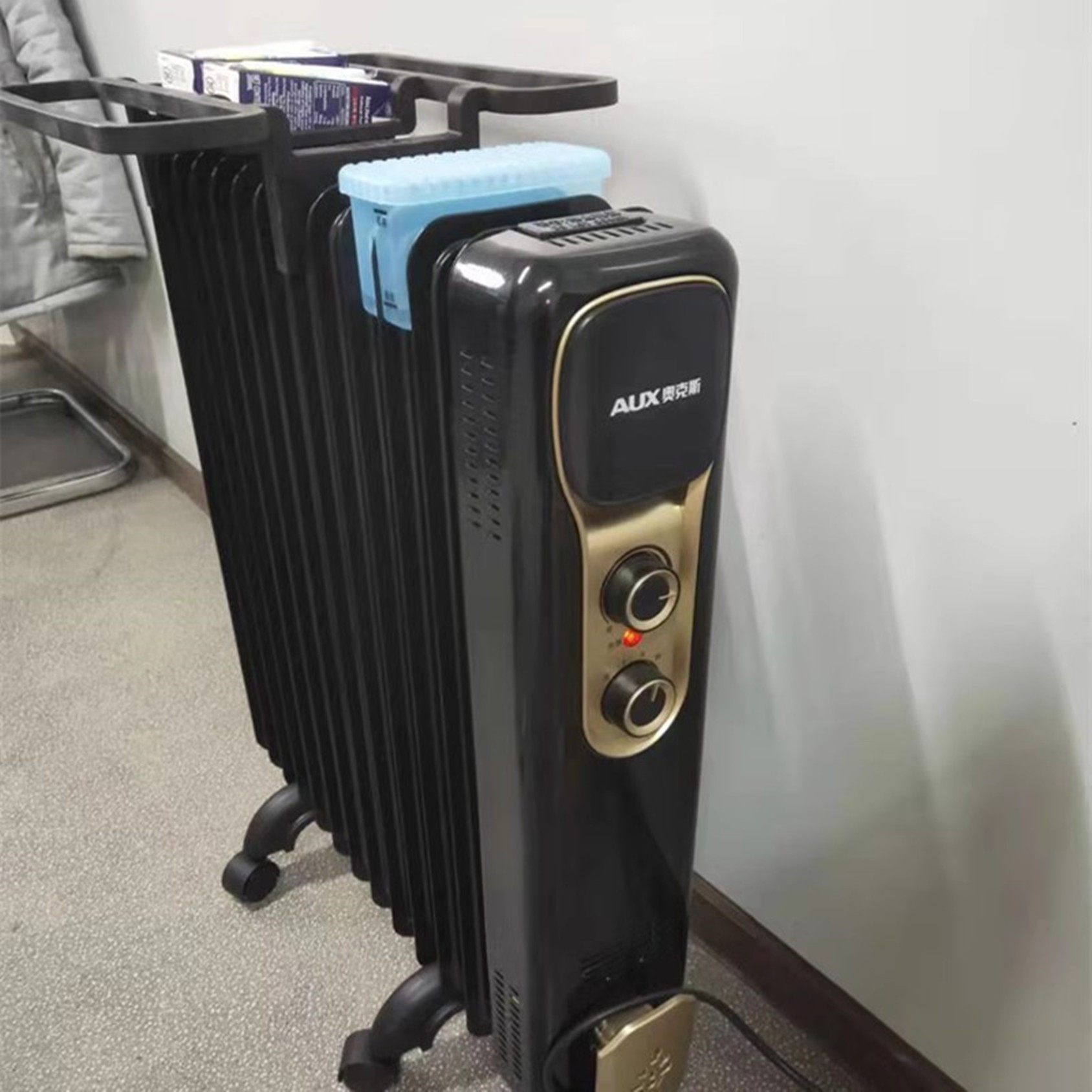 奥克斯取暖器电暖器电热油汀片省电轻音油丁对流电暖气取暖器家用