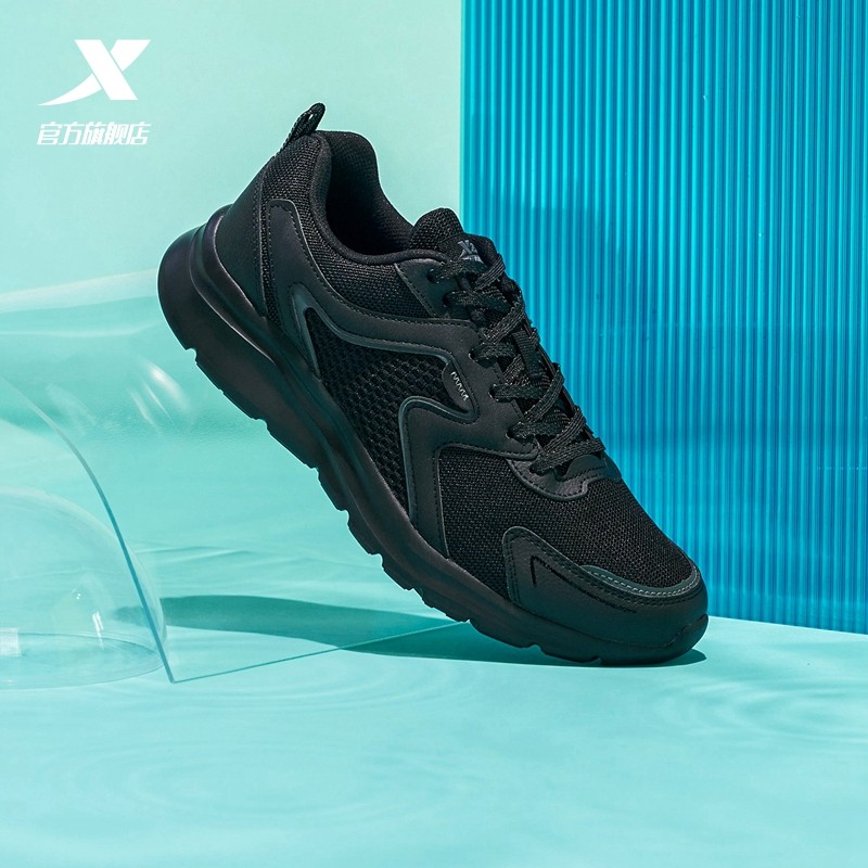 特步男鞋官方正品全黑色休闲运动鞋2026春季新款跑鞋轻便软底减震