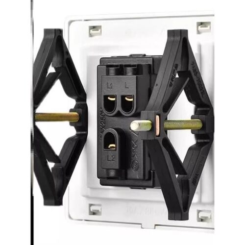 固定面墙插座卡扣丝底底盒固定器墙面面板电源支架开关内盒渐