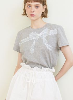 En blanc.ligne crème 灰色蕾丝蝴蝶结印花短袖T恤