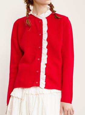 En blanc.ligne crème原创设计红色花边装饰羊毛针织开衫