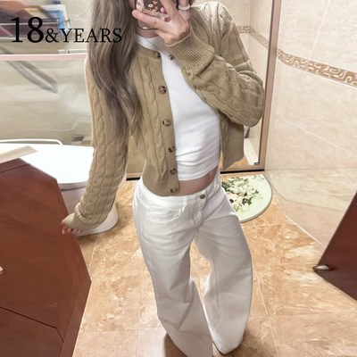 白色三防加绒微喇牛仔裤