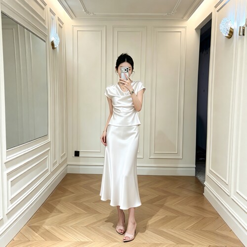 进口醋酸缎面显瘦中长款半身裙女