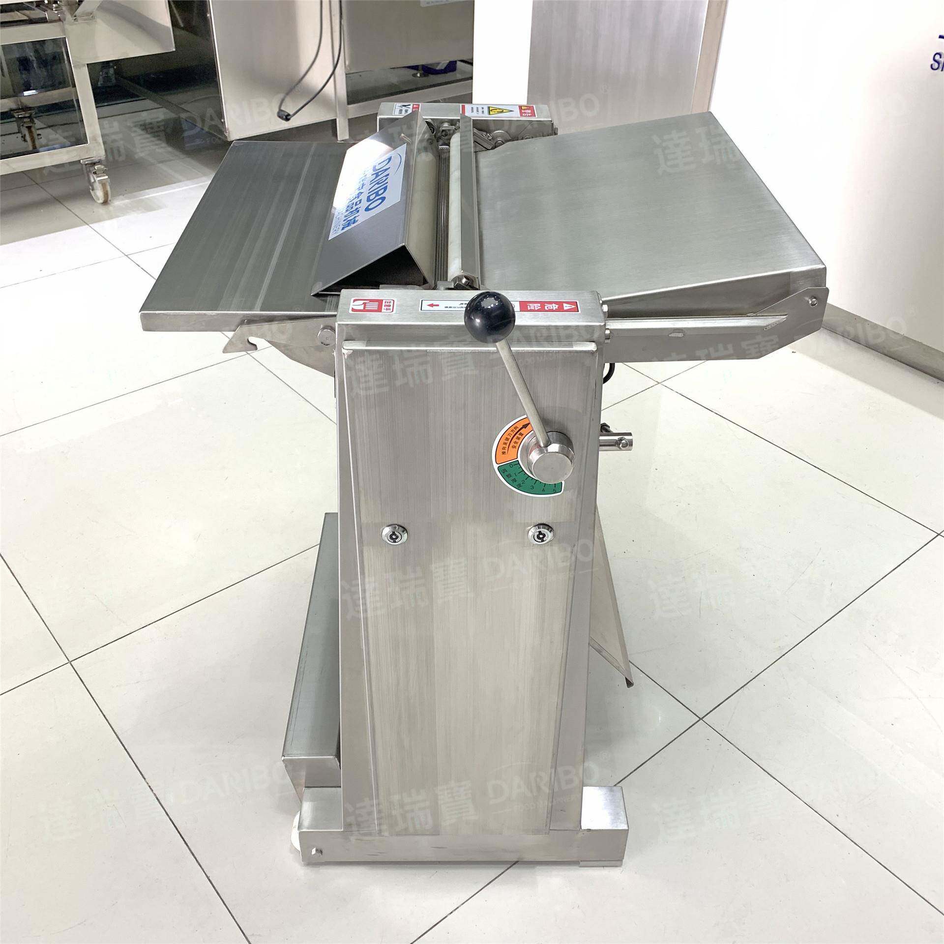 lDRB-Q500熟猪皮刮油去油脂机猪皮冻加工设备搭配槽头肉蹬皮机