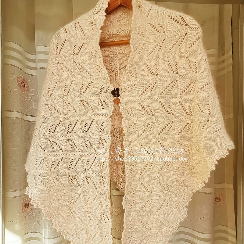 女人秀春秋冬软糯舒适手工编织三角羊绒围巾钩花镂空空调披肩女士