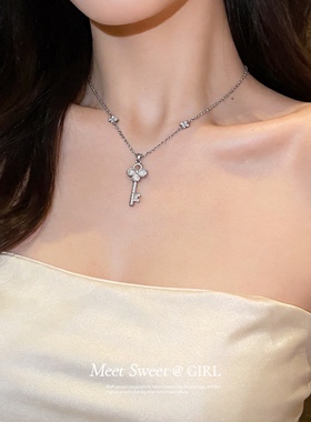 欧美鸢尾花钥匙吊坠项链锁骨链女